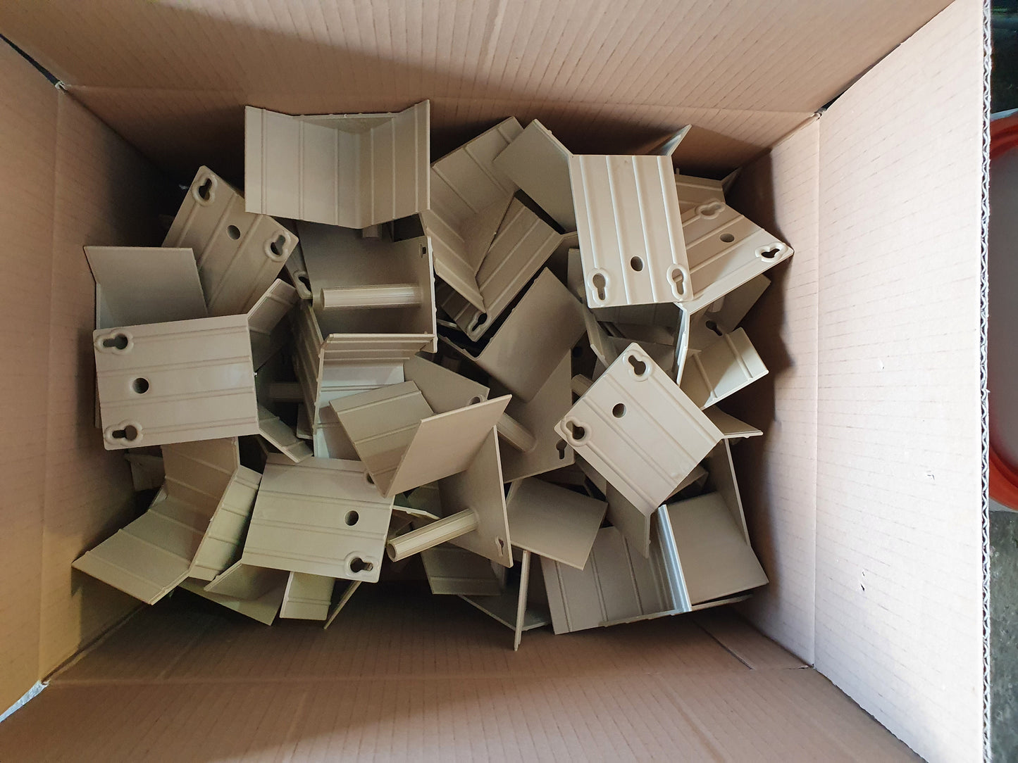 Vogelzitje Beige Klein