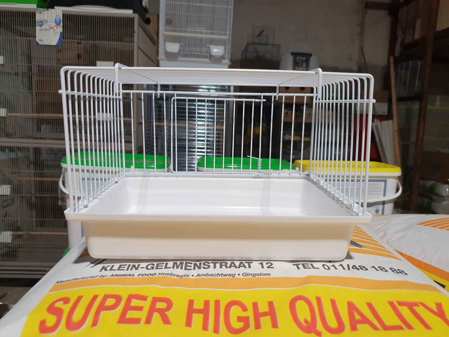 Baby kooi met deur groot