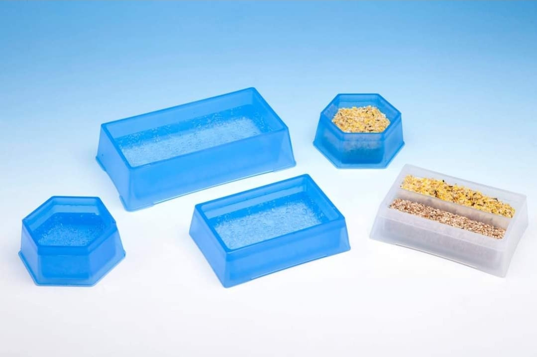 Josรฉ Antonio badkuip - Moldes Ave