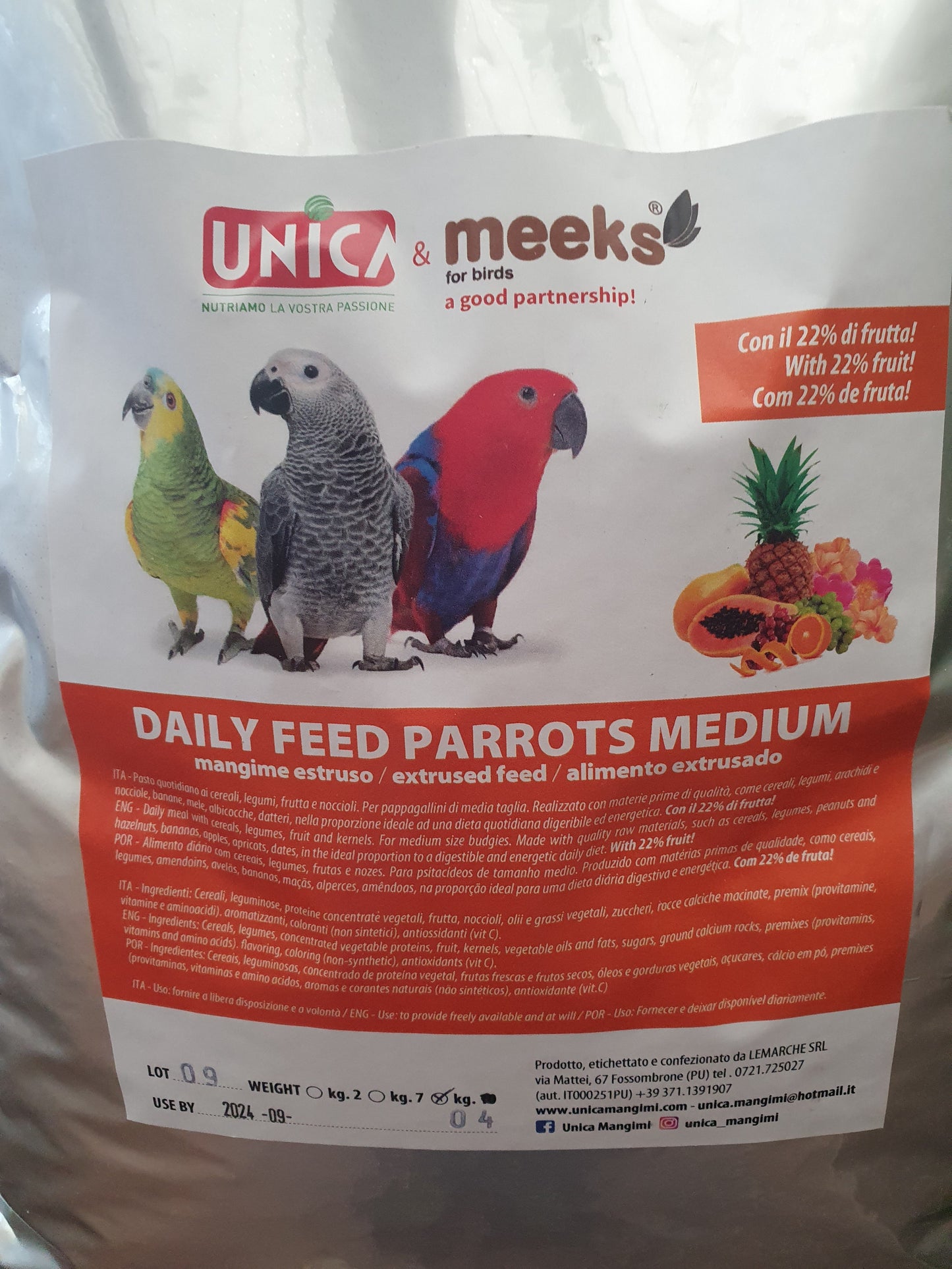 Daily Feed Parrots Medium ( fruit mix ) 1kg - Unica & Meeks